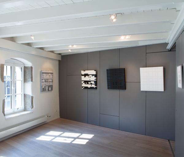 Vue de l’exposition à huis clos 2020, Clin d’oeil à Corsier (GE)