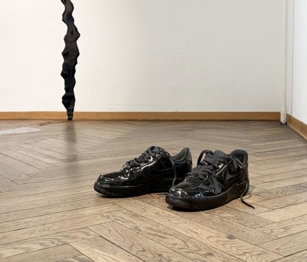 J0, 2026, Sneakers acrylic paint