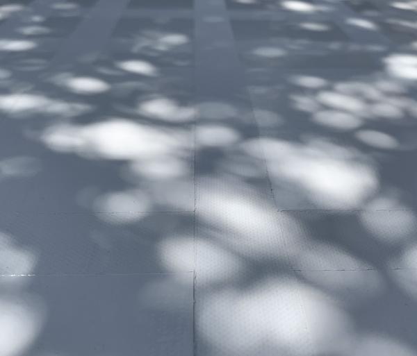Lumières et ombres détails, 2020, Tirages sur papier photo brillant, 12 x 12 cm